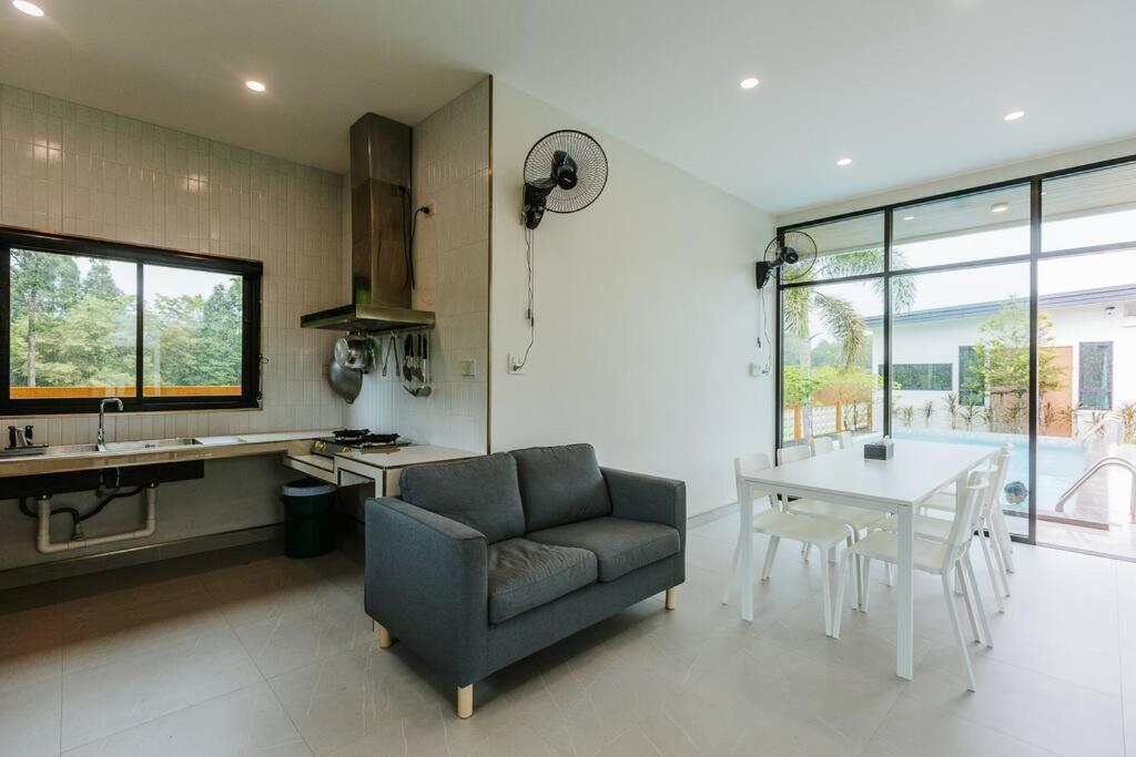Cheeva Pool Villa Khao Lak Luaran gambar